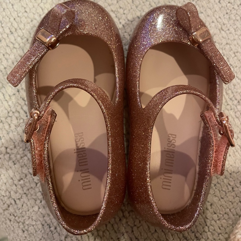 Mini Melissa size 6
